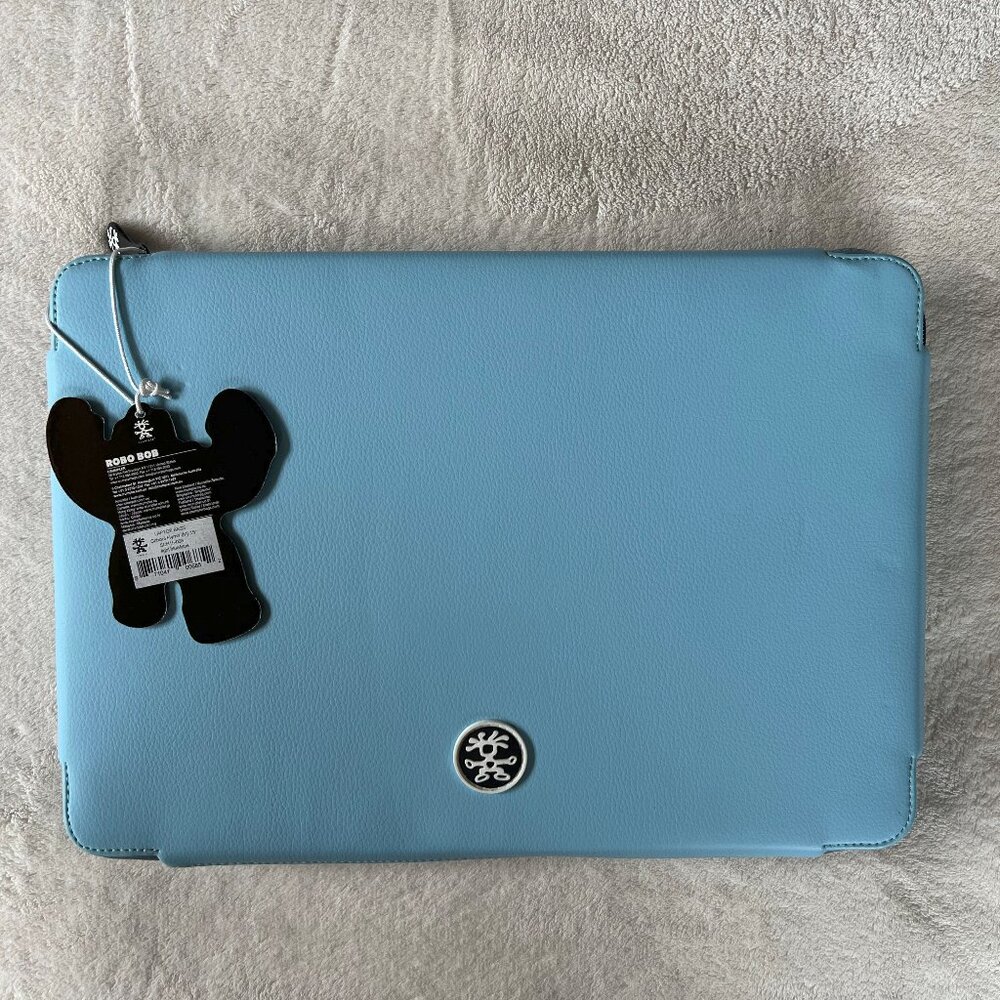 NWT vintage Crumpler (Australian) 'School Hymn' 15" laptop case in blue